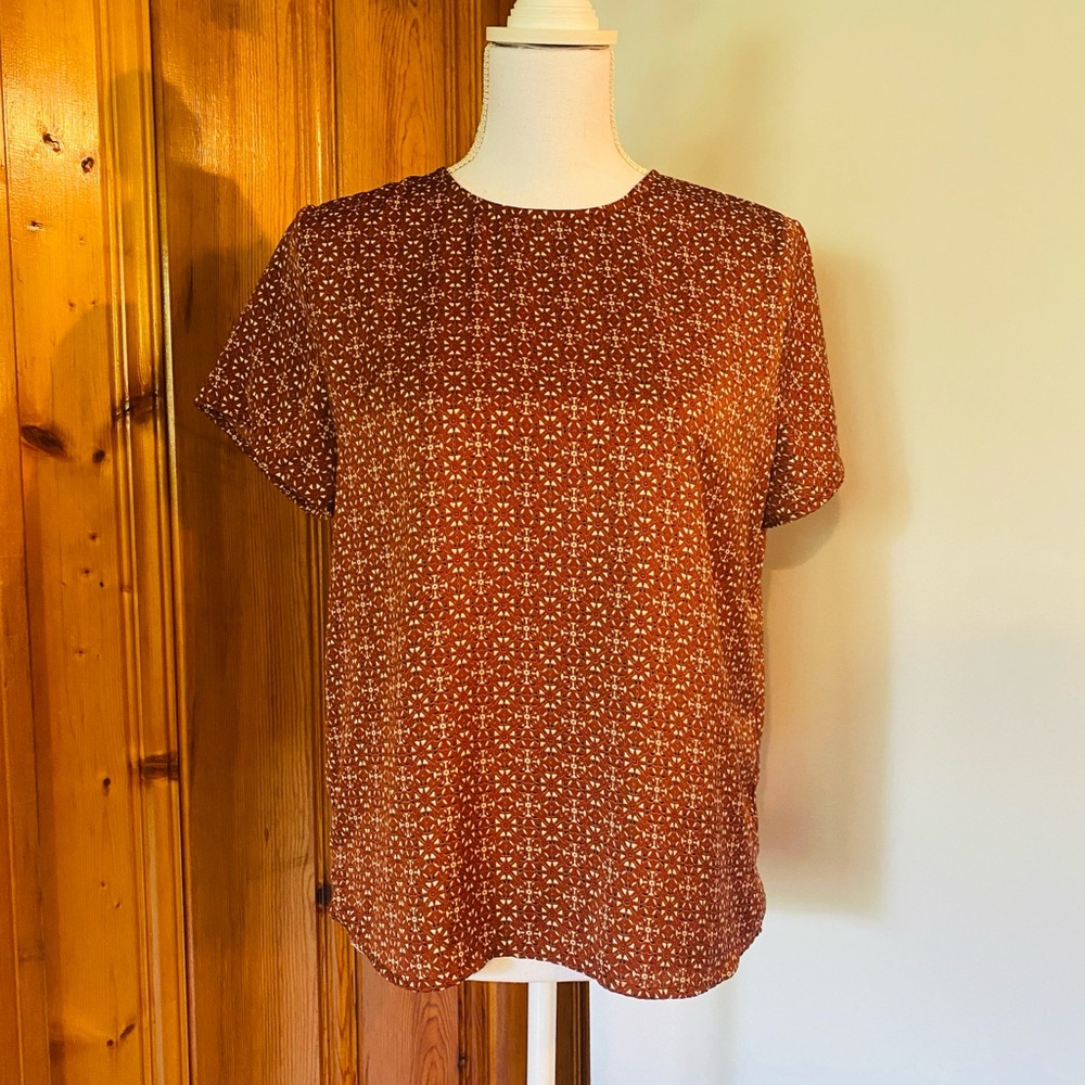Banana Republic Short Sleeve Blouse